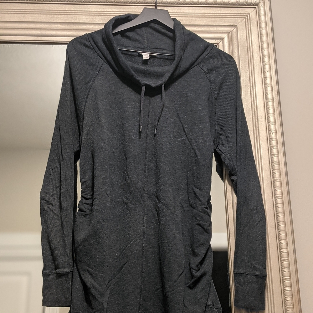 Liz Lange Maternity, Sweatshirt, Size XXL